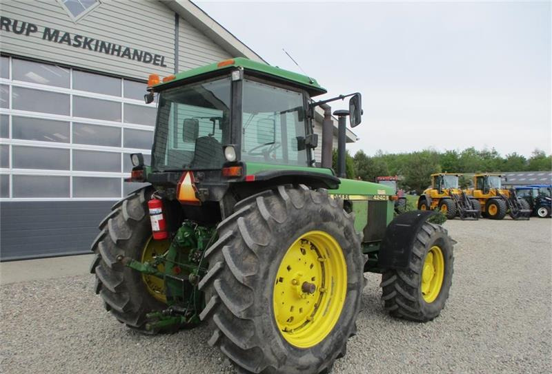 Farm tractor John Deere 4240S En rigtig Amerikaner med den store 7.6L moto: picture 5