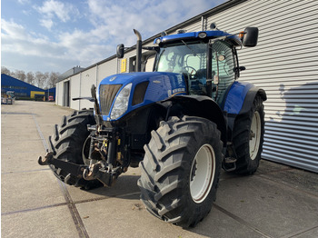 Farm tractor NEW HOLLAND T7.270