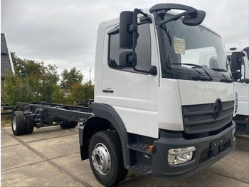 Cab chassis truck MERCEDES-BENZ Atego 1524