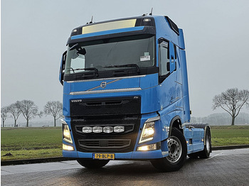 Tractor unit VOLVO FH 460