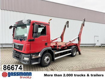 Skip loader truck MAN TGM