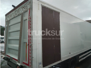 Box truck IVECO EUROCARGO: picture 3