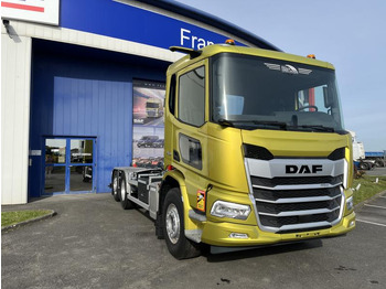 Hook lift truck DAF XD 450