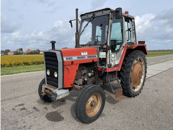 Farm tractor MASSEY FERGUSON 690