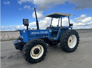 Farm tractor NEW HOLLAND