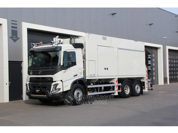 Vacuum truck VOLVO FMX 500