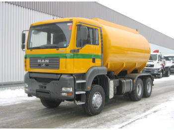 Tank truck MAN TGA 26.430