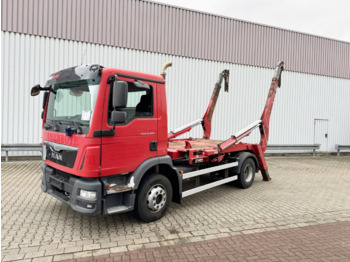 Skip loader truck MAN TGM