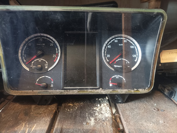 Dashboard SCANIA