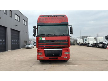 Tractor unit DAF 95 XF 430 (EURO 2 / BOITE MANUELLE / MANUAL GEARBOX / MANUAL PUMP): picture 2