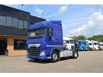 Tractor unit DAF XF 106 440