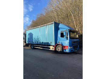 Curtainsider truck DAF CF 65 220