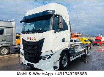 Container transporter/ Swap body truck IVECO S-WAY