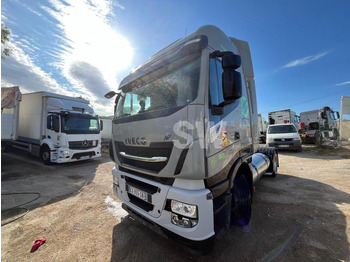 Tractor unit IVECO