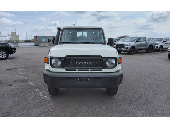 New Car Toyota Toyota Land cruiser 79 grj double cabin 4.0L Petrol Manual 5 SEATS/PLACES: picture 4