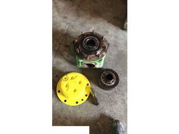 Hub JOHN DEERE