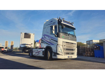 Tractor unit VOLVO FH 500