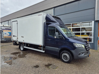 Refrigerated delivery van MERCEDES-BENZ Sprinter 519