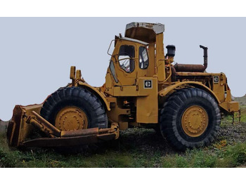 Bulldozer CATERPILLAR