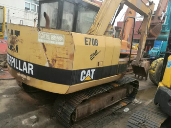 Crawler excavator CATERPILLAR E70B