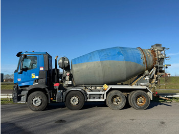 Concrete mixer truck RENAULT Kerax 440