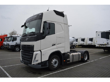 Tractor unit VOLVO FH 500