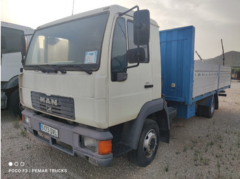 Dropside/ Flatbed truck MAN L2000