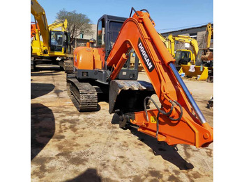 Crawler excavator DOOSAN DH150