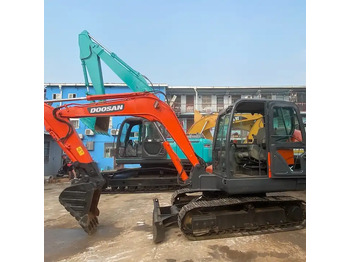 Crawler excavator DOOSAN DX60