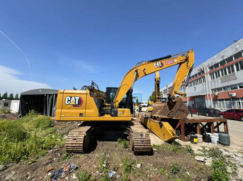 Crawler excavator CATERPILLAR 323