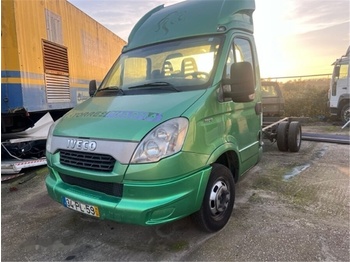 Cab chassis truck IVECO Daily 35C17