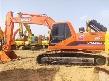 Crawler excavator DOOSAN DH225