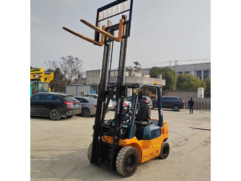 Diesel forklift TOYOTA