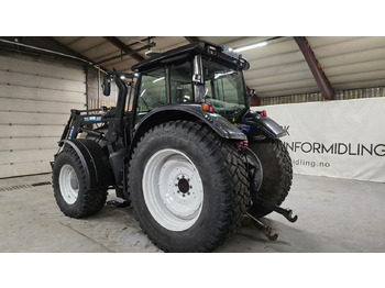 Farm tractor Valtra T182: picture 3