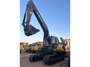 Crawler excavator VOLVO EC210