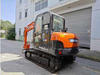 Mini excavator DOOSAN DH60