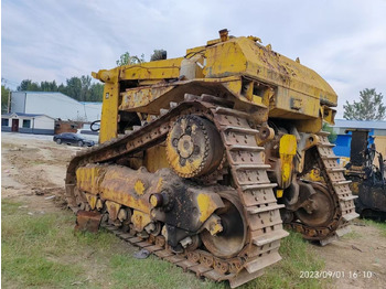 Bulldozer CATERPILLAR D9