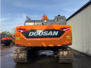 Crawler excavator Doosan DX 300 LC-7: picture 3