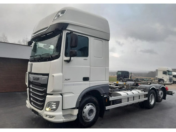 Cab chassis truck DAF XF 106 450