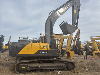 Crawler excavator VOLVO EC240