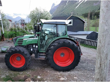 Farm tractor Fendt 211 Vario TMS: picture 2