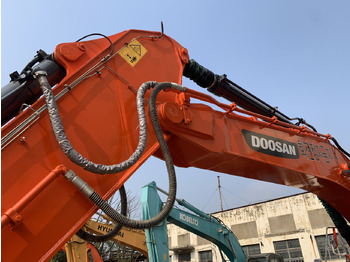 Crawler excavator DOOSAN DX340LCA: picture 3