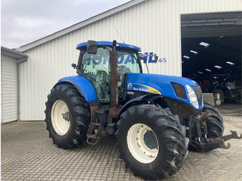 Farm tractor NEW HOLLAND T7050