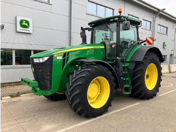 Farm tractor JOHN DEERE 8400