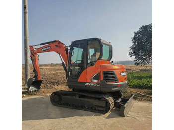 Mini excavator DOOSAN DX60