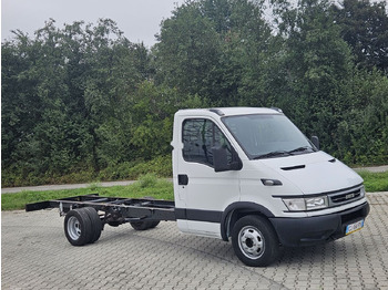 Cab chassis truck IVECO Daily 35C17