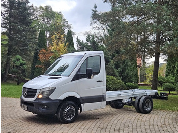 Cab chassis truck MERCEDES-BENZ Sprinter 519