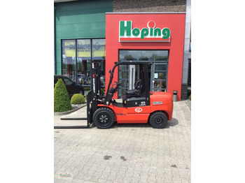 Electric forklift