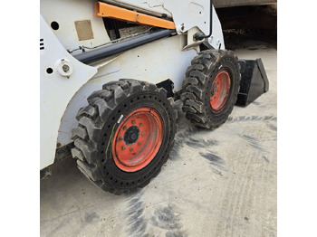 Skid steer loader Bobcat S16: picture 5