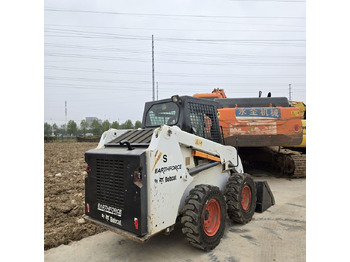 Skid steer loader Bobcat S16: picture 3